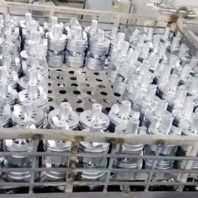 铝合金淬火炉为何经常用水来淬火？